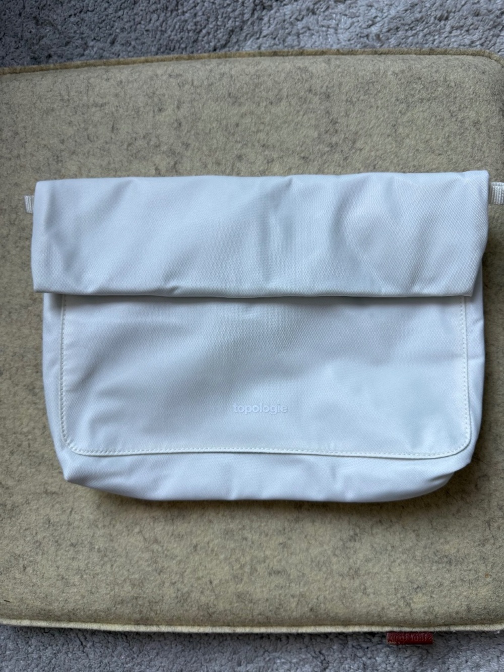 [NWOT] Topologie Medium Fold Sacoche Light in white